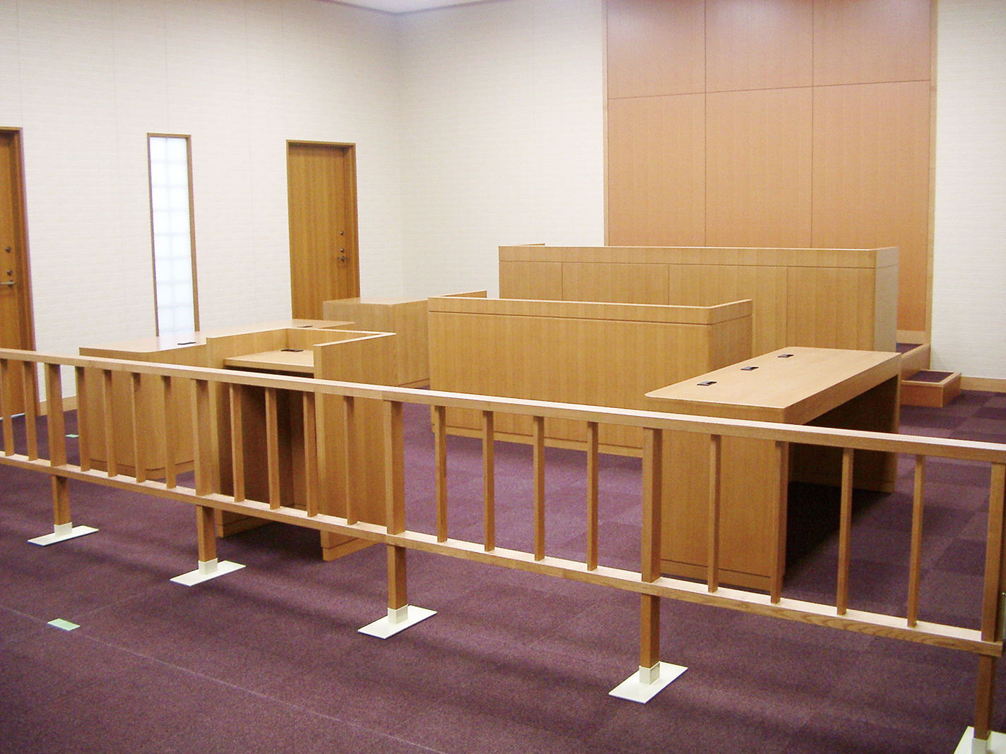家庭裁判所 - 特注家具の桜屋
